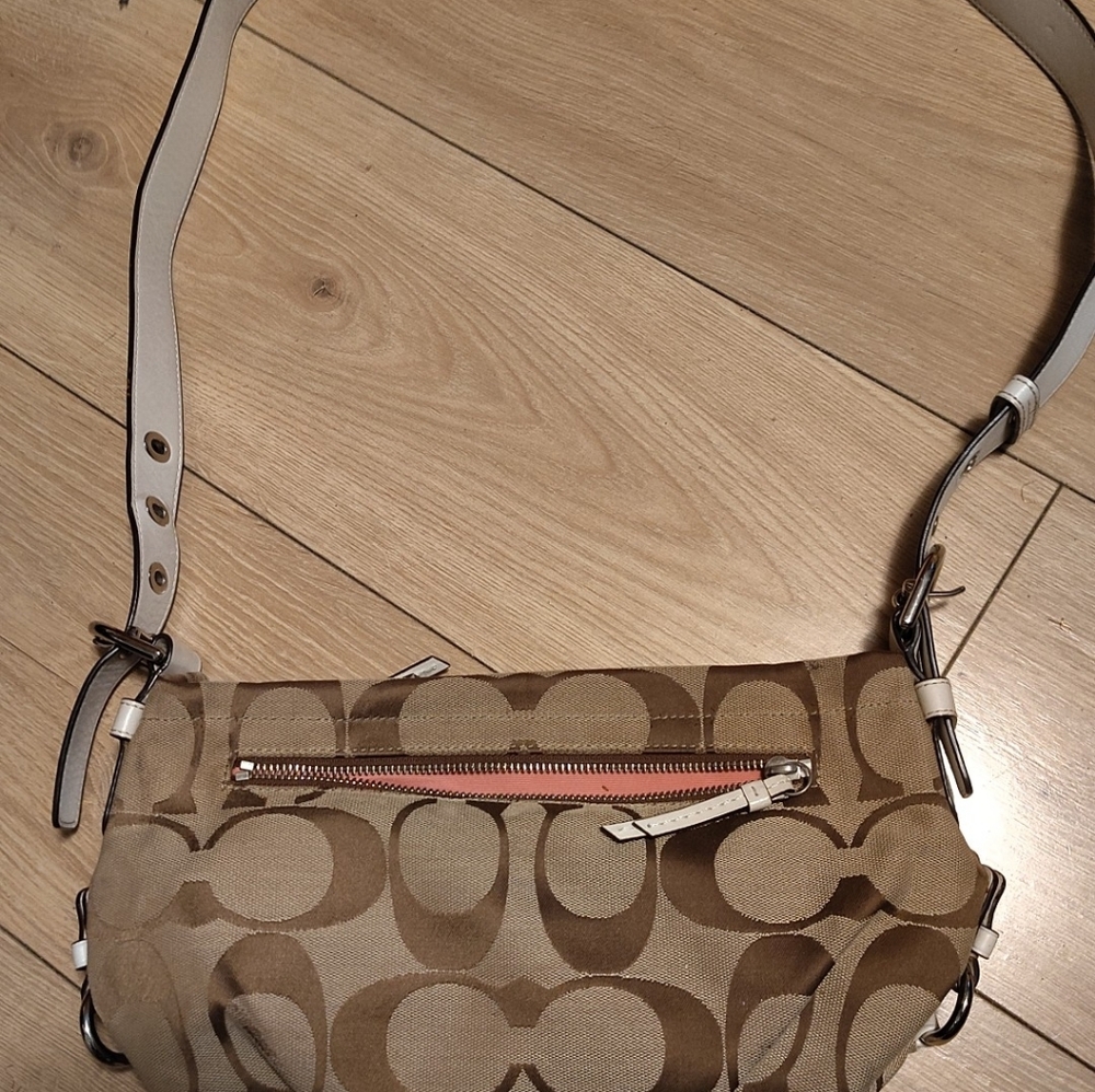 Vintage Coach Tan and Brown Crossbody Bag - Picture 1 of 8